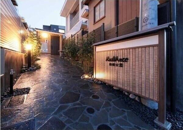 RadIAnce瑞穂公園の物件外観写真