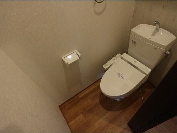 Grandtic Residence堀田の物件内観写真