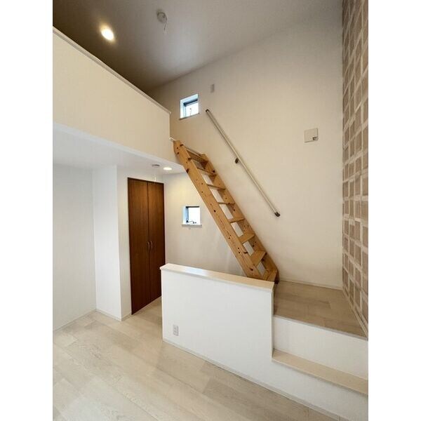 アンペルハイム本星崎の物件内観写真