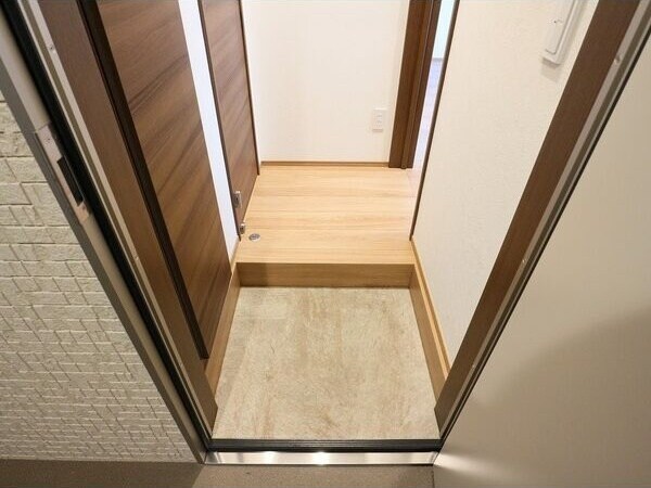 Grandtic Residence堀田の物件内観写真