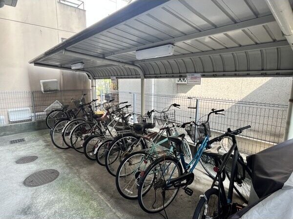 Raiz西高蔵の物件内観写真