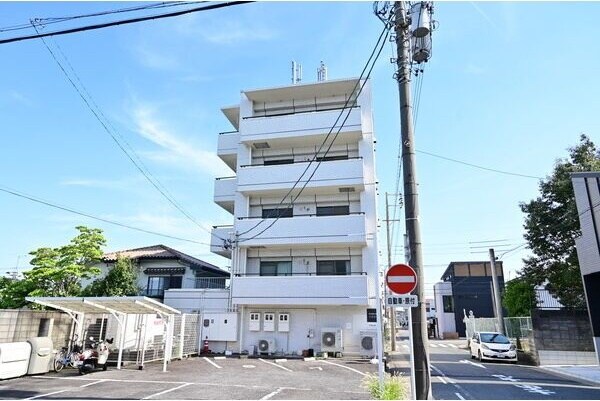 高田ビルの物件外観写真