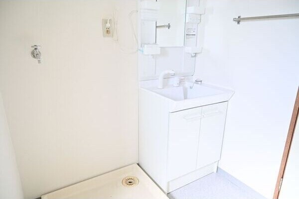 高田ビルの物件内観写真