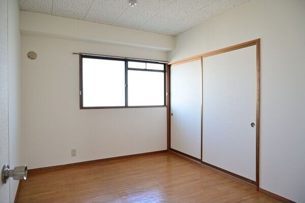 高田ビルの物件内観写真