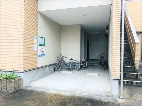 コーポすずなの物件外観写真