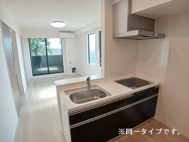 サニーコート伏見の物件内観写真