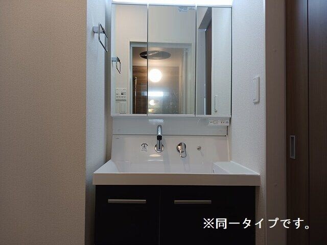 サニーコート伏見の物件内観写真