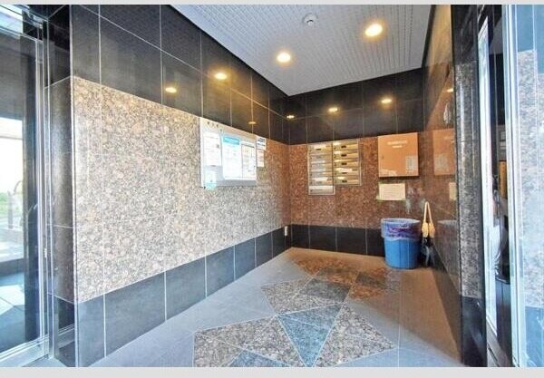 ネスト三吉の物件外観写真