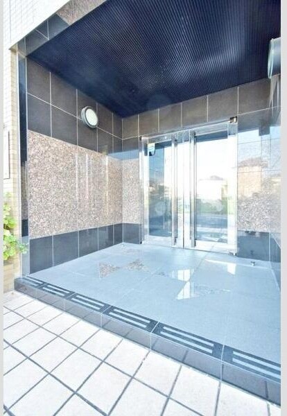 ネスト三吉の物件外観写真