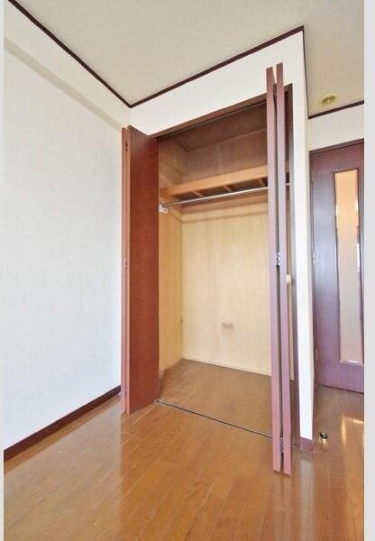 ネスト三吉の物件内観写真