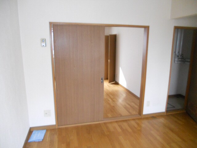 金盛マンションの物件内観写真