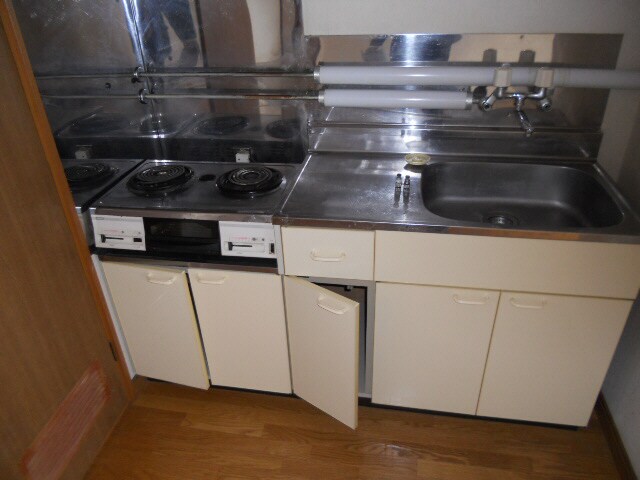 金盛マンションの物件内観写真