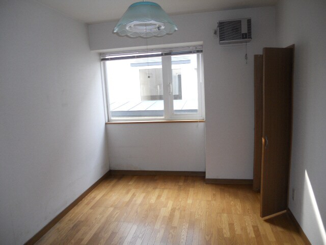 金盛マンションの物件内観写真