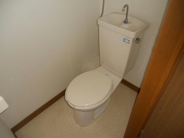 金盛マンションの物件内観写真