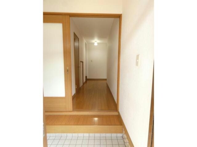 愛国東２－４９－５貸家の物件内観写真