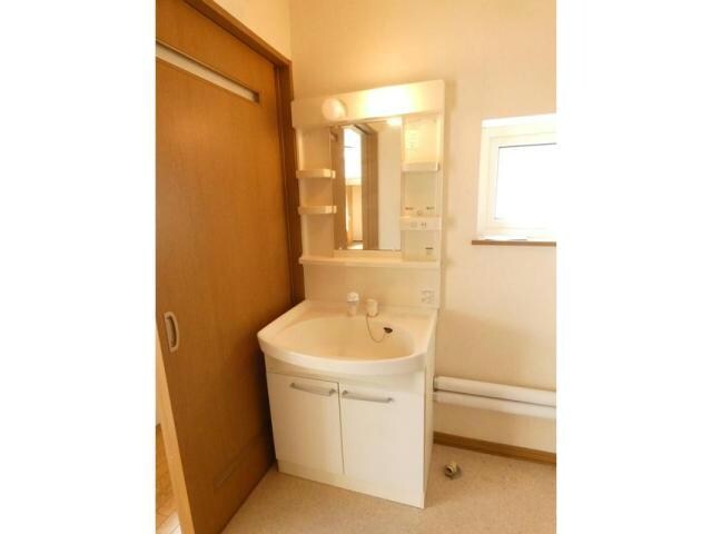 愛国東２－４９－５貸家の物件内観写真