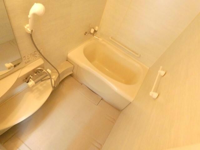 愛国東２－４９－５貸家の物件内観写真