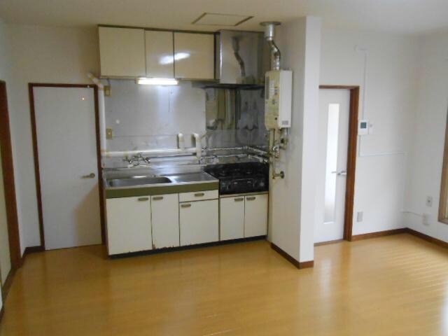 コスモハイツ（愛国東）の物件内観写真