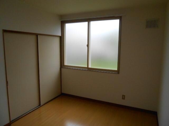 コスモハイツ（愛国東）の物件内観写真