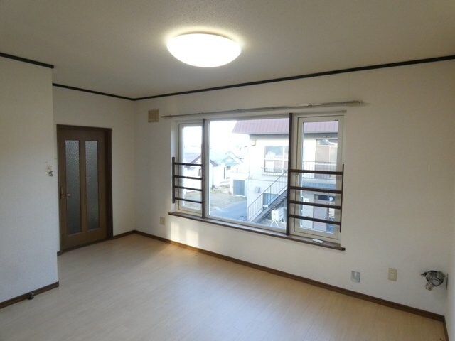 第二浅里ハイツの物件内観写真