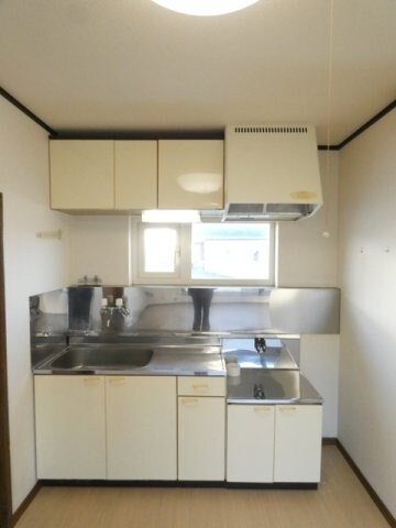 第二浅里ハイツの物件内観写真