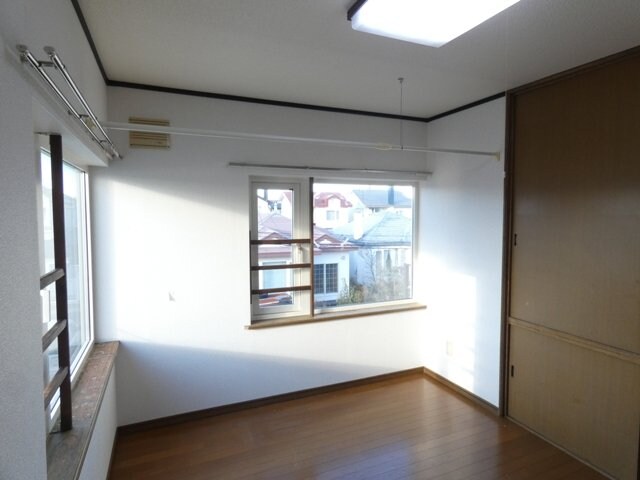 第二浅里ハイツの物件内観写真