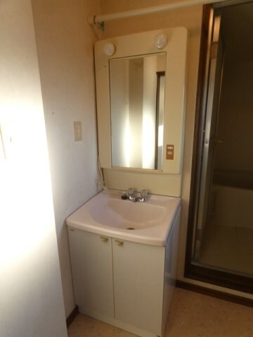 第二浅里ハイツの物件内観写真