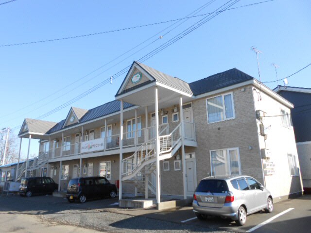 メゾンドセリジェールの物件外観写真