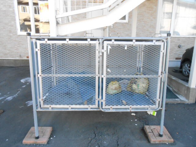 メゾンドセリジェールの物件外観写真