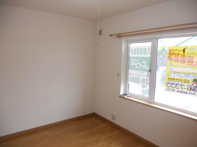 四丁目ハイツの物件内観写真