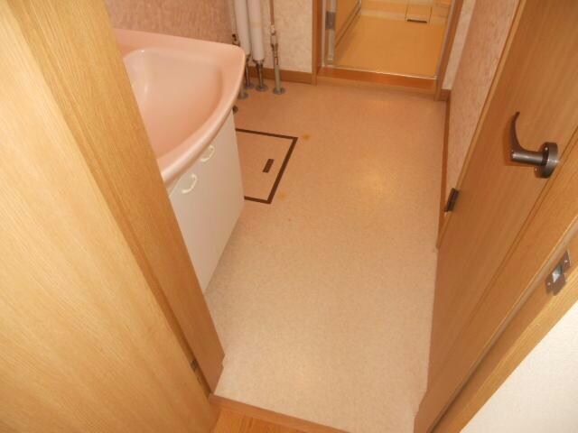 四丁目ハイツの物件内観写真