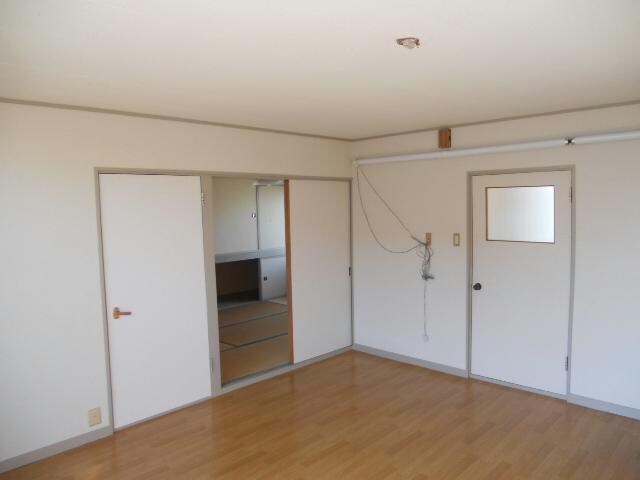 プレイス・ピア鶴野の物件内観写真