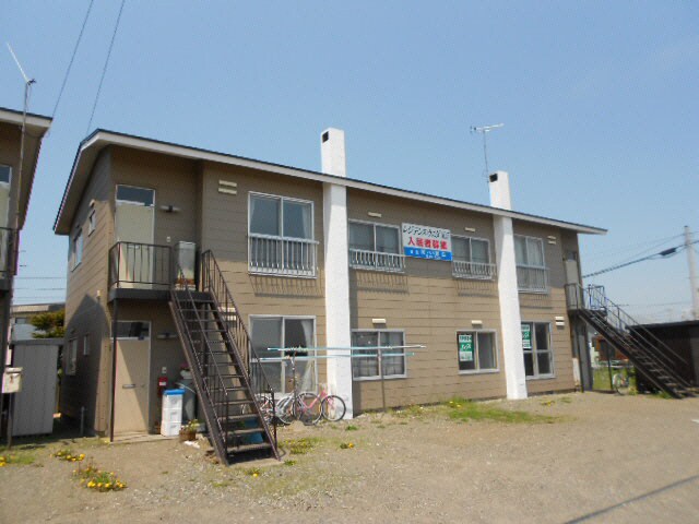 レジデンスウエダＮｏ．５の物件外観写真