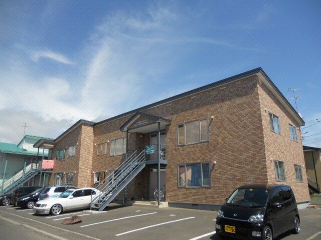 プラザハウスⅡの物件外観写真