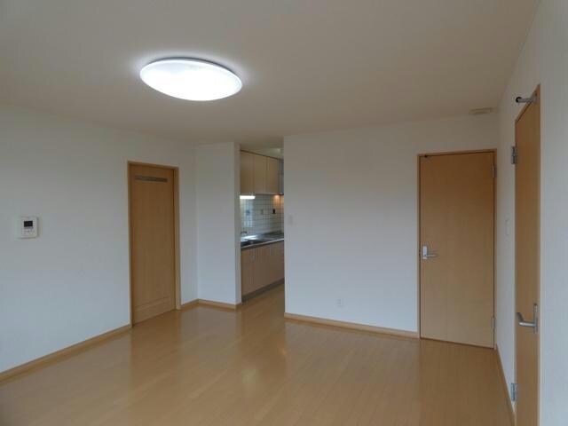 プラザハウスⅡの物件内観写真