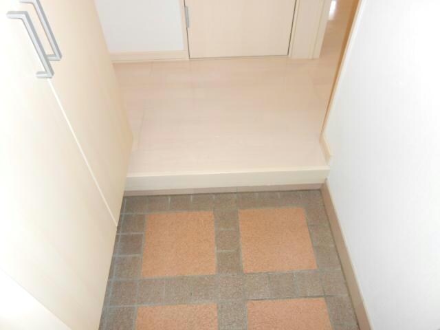 プラザハウスⅢの物件内観写真