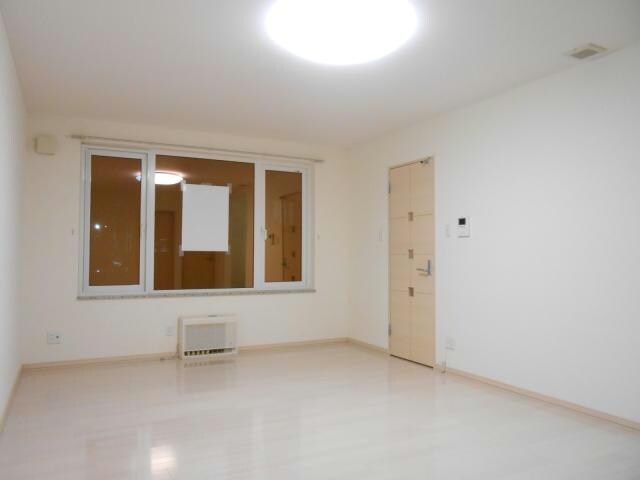 プラザハウスⅢの物件内観写真