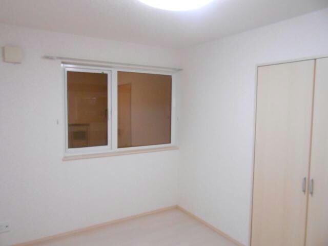 プラザハウスⅢの物件内観写真