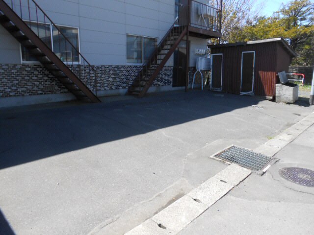 ハウスニクスの物件外観写真