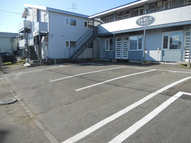 エレガンスハイツの物件外観写真