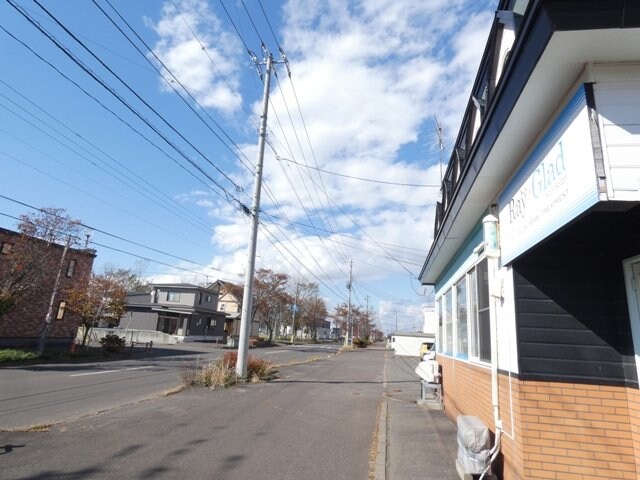 愛国西3-8-1の物件外観写真