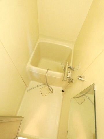 愛国西3-8-1の物件内観写真