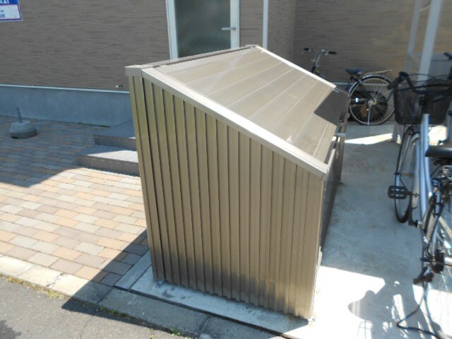 レオパレスウィンⅡの物件外観写真