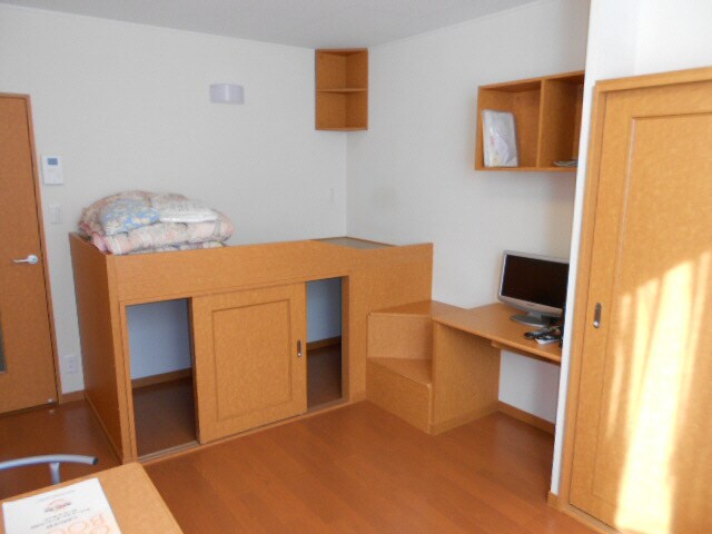 レオパレス丹頂の物件内観写真