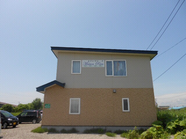 メゾンリラＡの物件外観写真