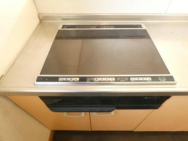 メゾンリラＡの物件内観写真