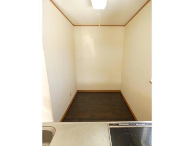 メゾンリラＡの物件内観写真