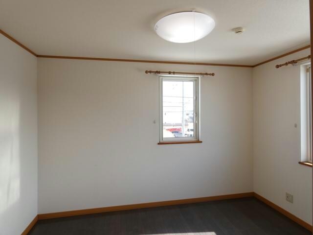 メゾンリラＡの物件内観写真