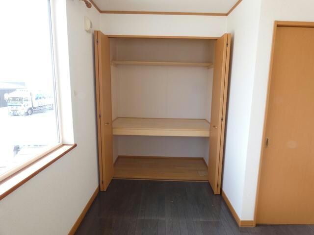 メゾンリラＡの物件内観写真