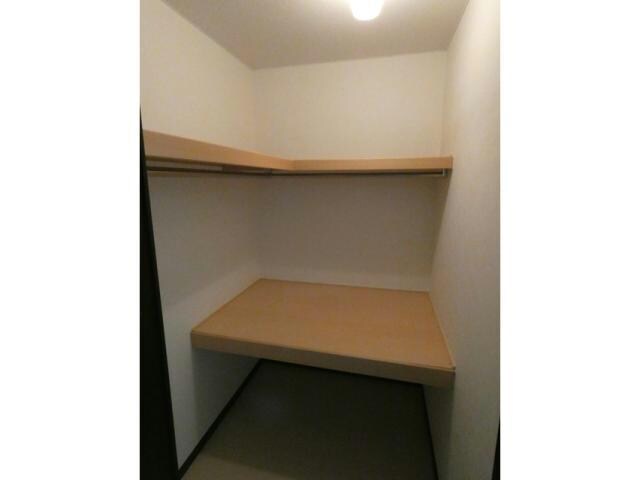 シャルールの物件内観写真